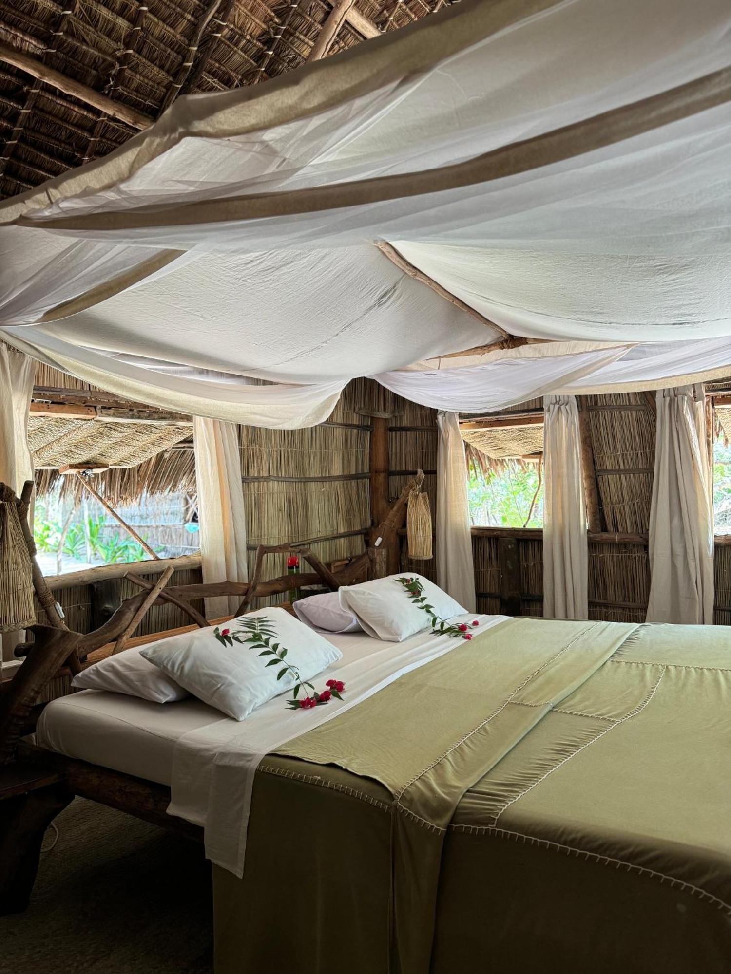 Che Shale Hotel Mambrui ภายนอก รูปภาพ